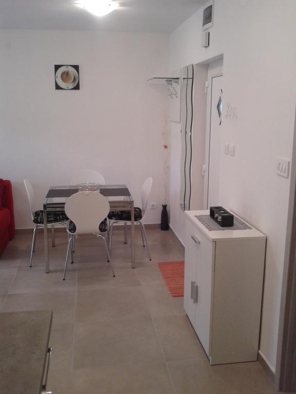 Apartment Melani Pula Zewnętrze zdjęcie