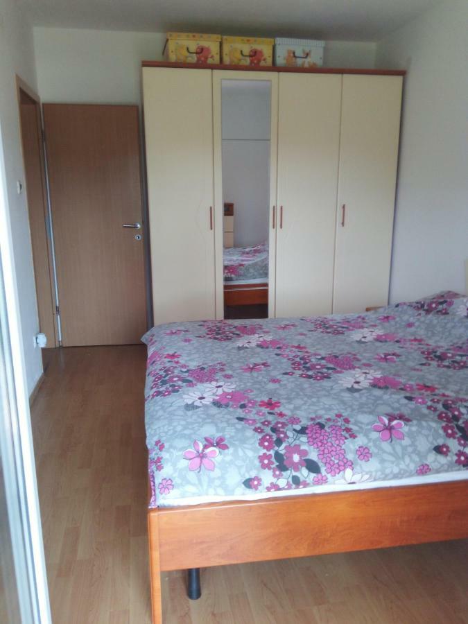 Apartment Melani Pula Zewnętrze zdjęcie